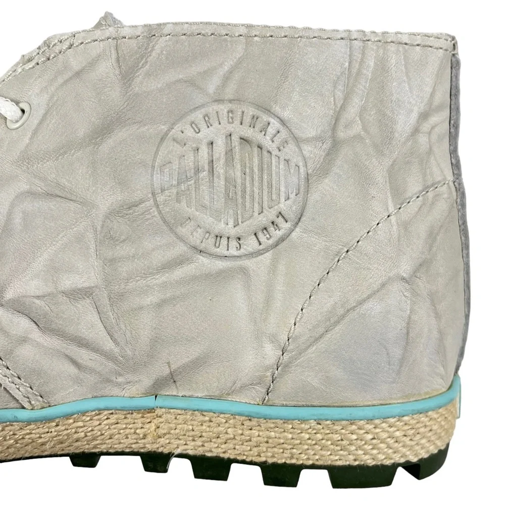 Palladium Women’s 8 Slim‎ Chukka Off White Ankle Boot Shoes